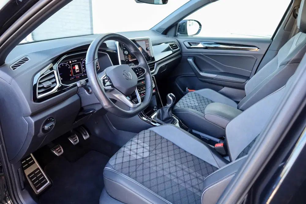 Volkswagen T-Roc 1.0 TSI 110pk R-Line uit 2022, foto 12