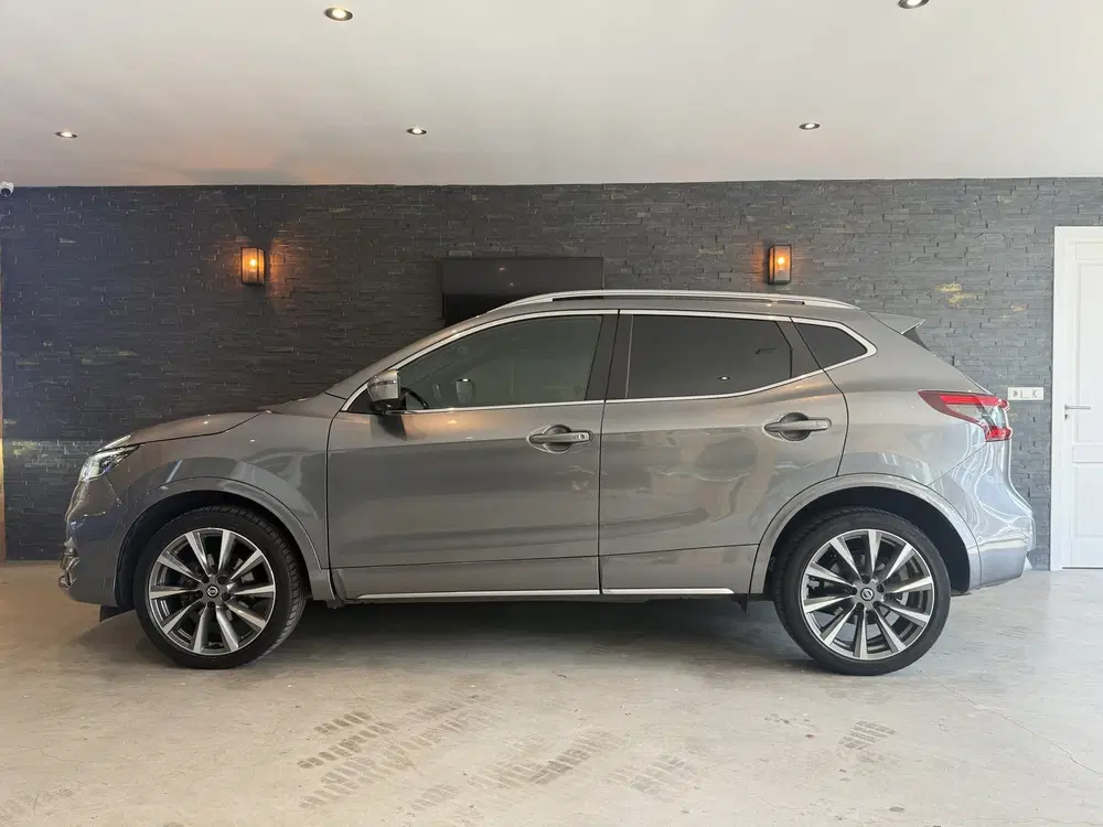 Nissan Qashqai 1.3 DIG-T Tekna + Bj: 2020 uit 2020, foto 2