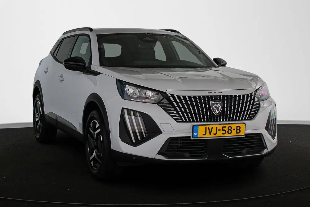 Peugeot 2008 1.2 Hybrid 145 Allure Keyless 360-Camera D uit 2026, foto 2
