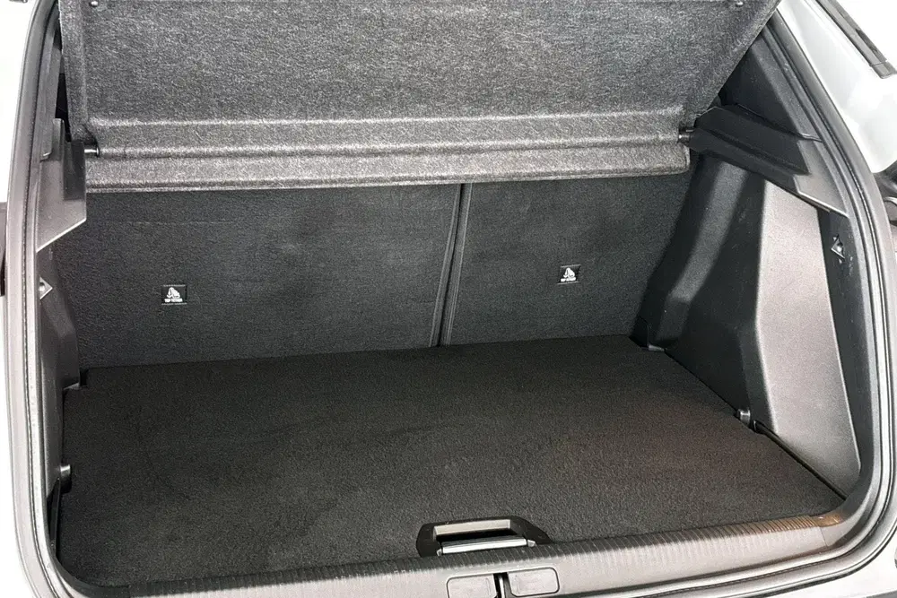 Peugeot 2008 1.2 Hybrid 145 Allure Keyless 360-Camera D uit 2026, foto 9