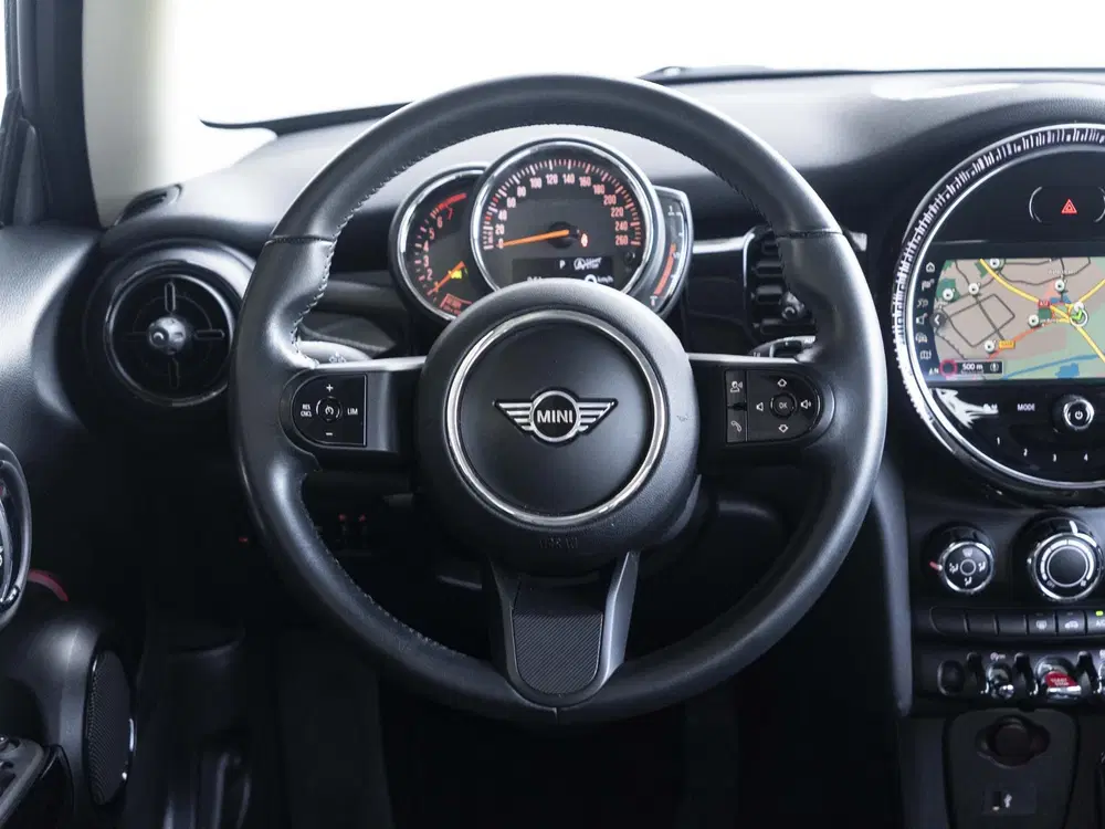 Mini Cooper Cooper Aut. Classic + 16" LM Victory Spoke uit 2022, foto 10