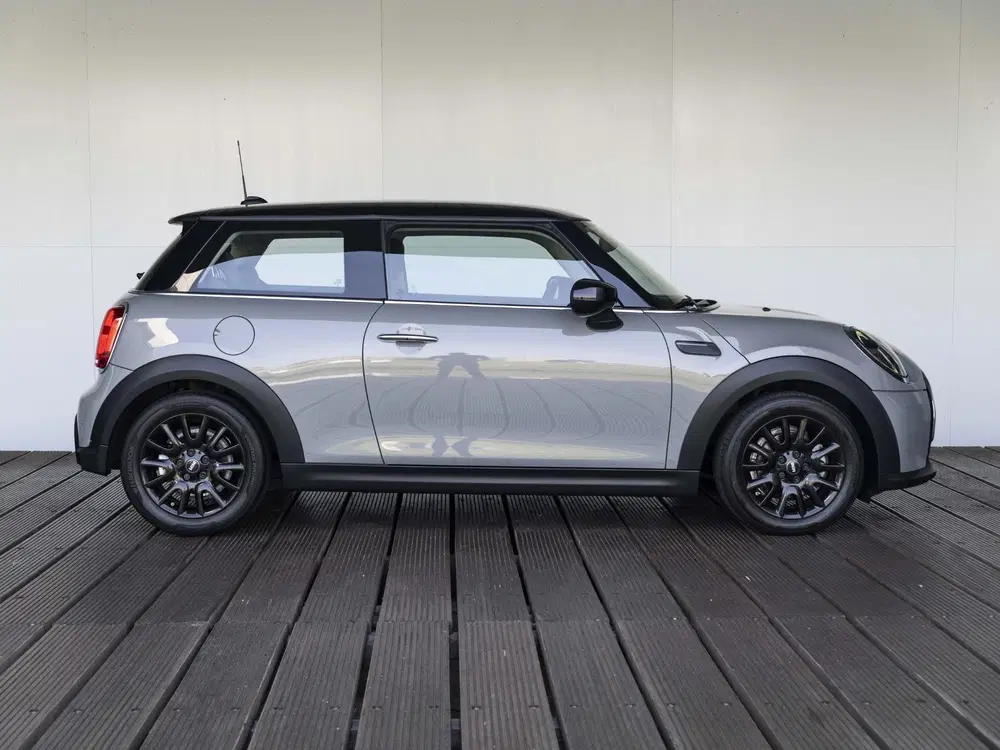 Mini Cooper Cooper Aut. Classic + 16" LM Victory Spoke uit 2022, foto 7