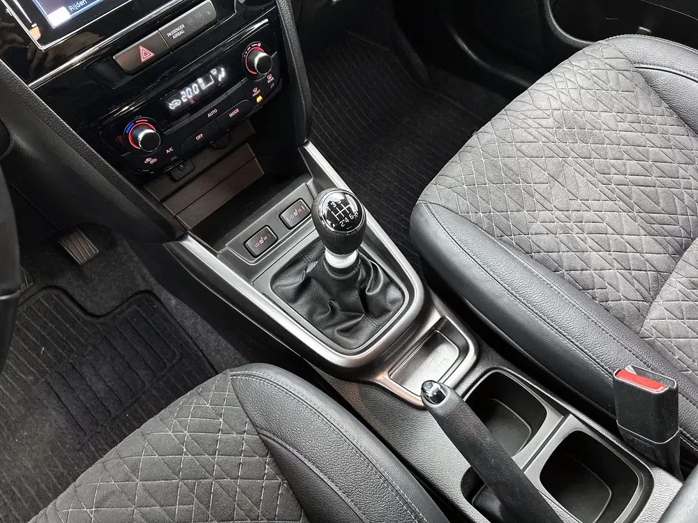 Suzuki Vitara 1.4 Boosterjet Style Smart Hybrid uit 2022, foto 11
