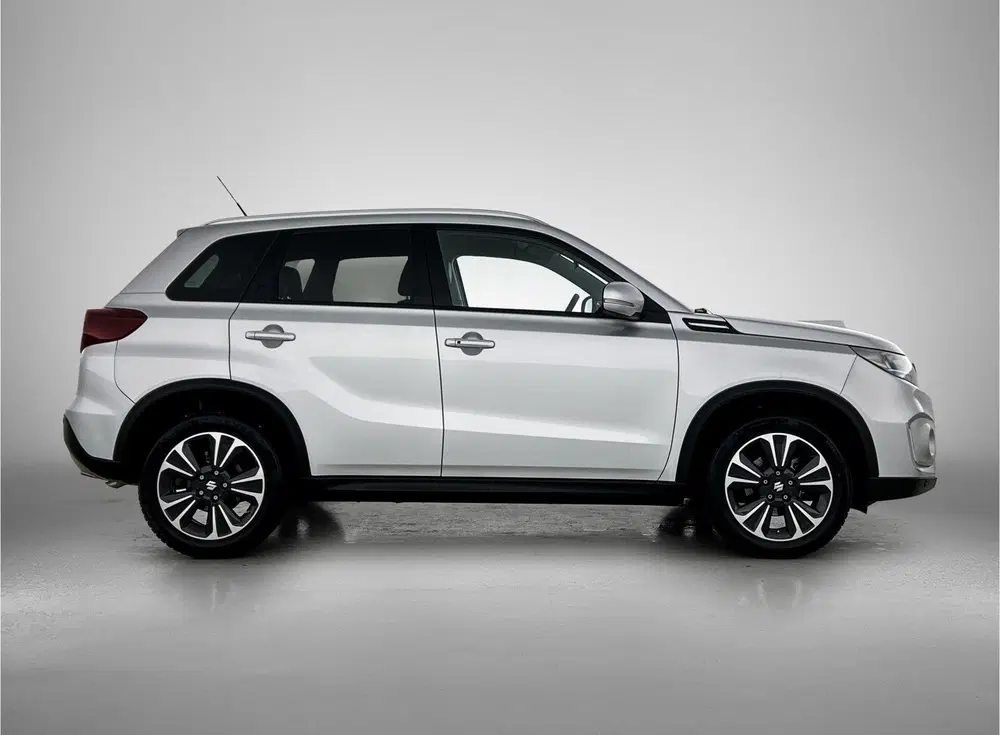Suzuki Vitara 1.4 Boosterjet Style Smart Hybrid uit 2022, foto 12