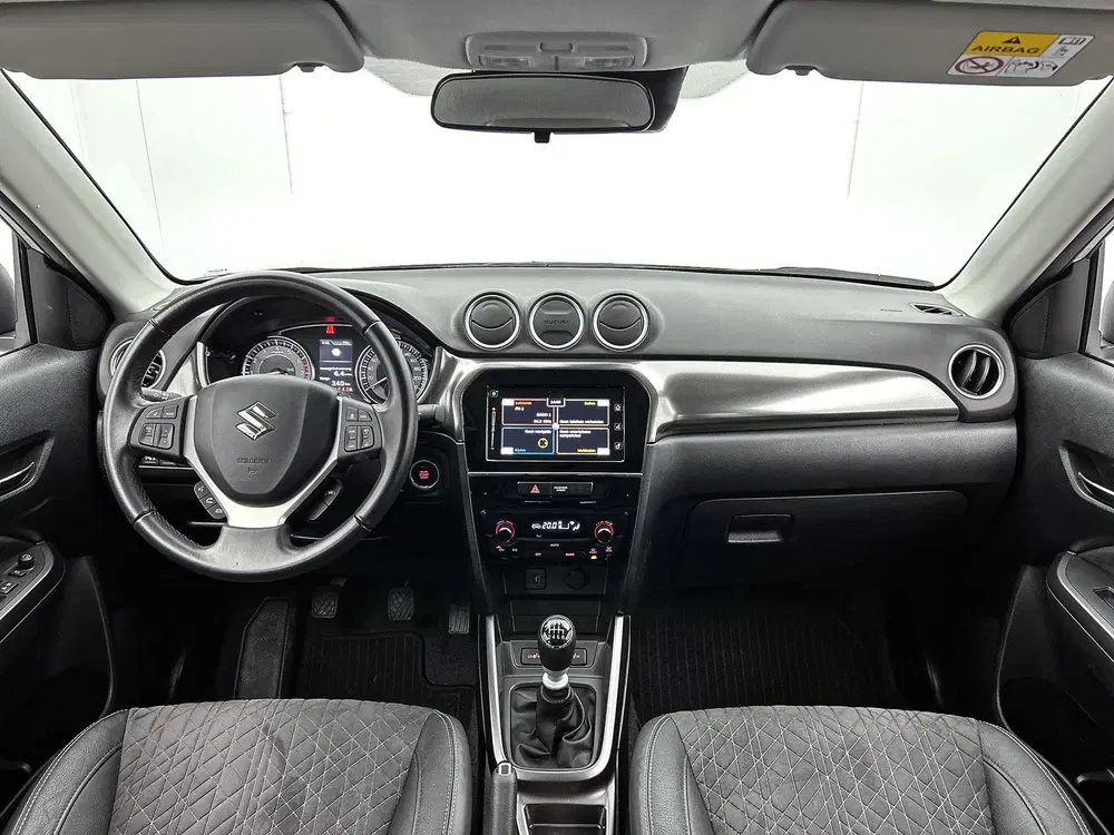 Suzuki Vitara 1.4 Boosterjet Style Smart Hybrid uit 2022, foto 4