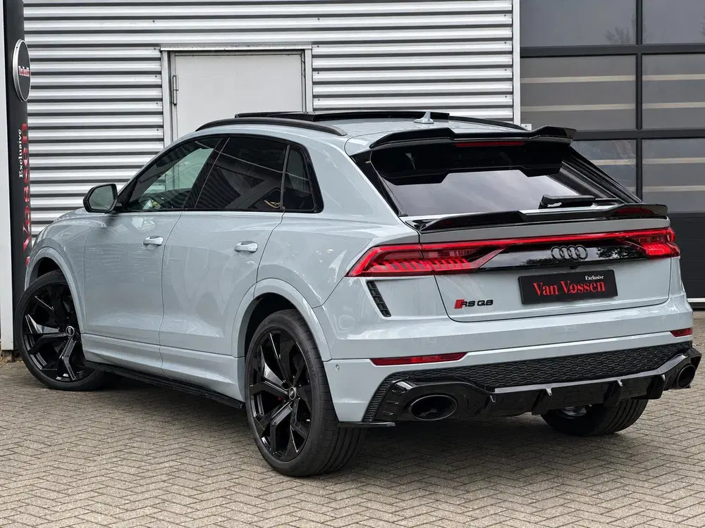 Audi RS Q8 4.0 TFSI quattro RS Dynamic+ uit 2022, foto 3