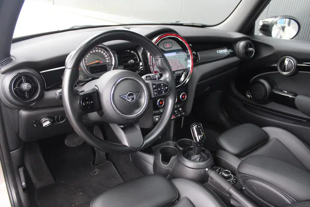 Mini Cooper 1.5 Camden Edition uit 2021, foto 7
