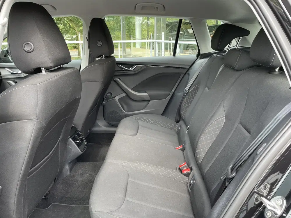 Skoda Kamiq 1.0 TSI Ambition 110PK uit 2021, foto 12