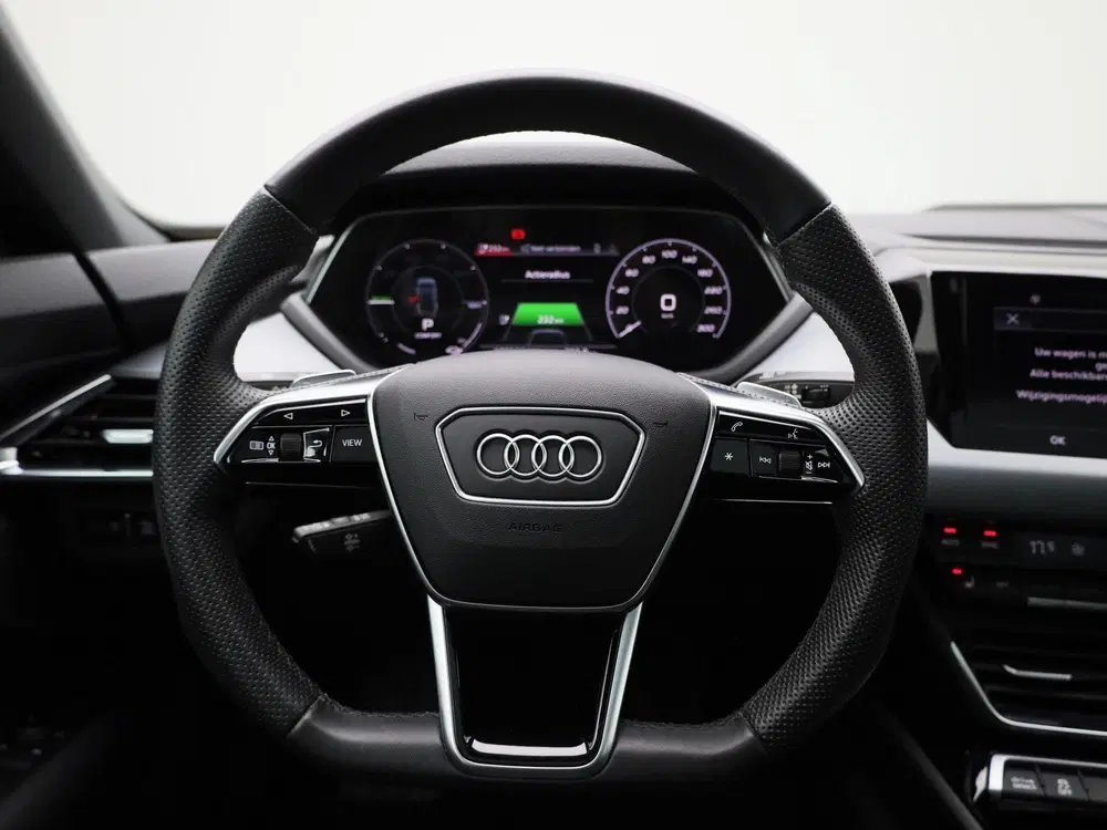 Audi e-tron GT 93 kWh 476 PK uit 2022, foto 13
