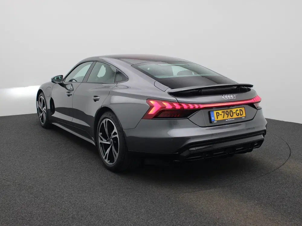 Audi e-tron GT 93 kWh 476 PK uit 2022, foto 3