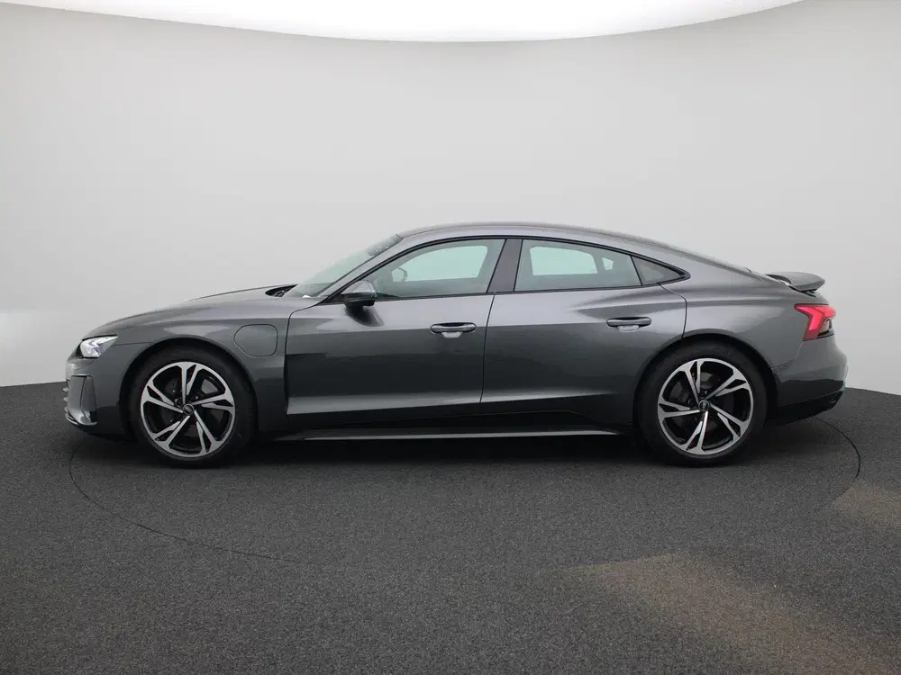 Audi e-tron GT 93 kWh 476 PK uit 2022, foto 4