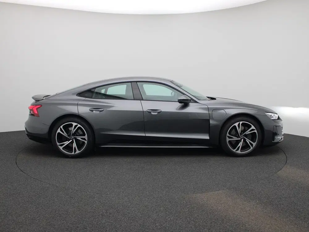 Audi e-tron GT 93 kWh 476 PK uit 2022, foto 6