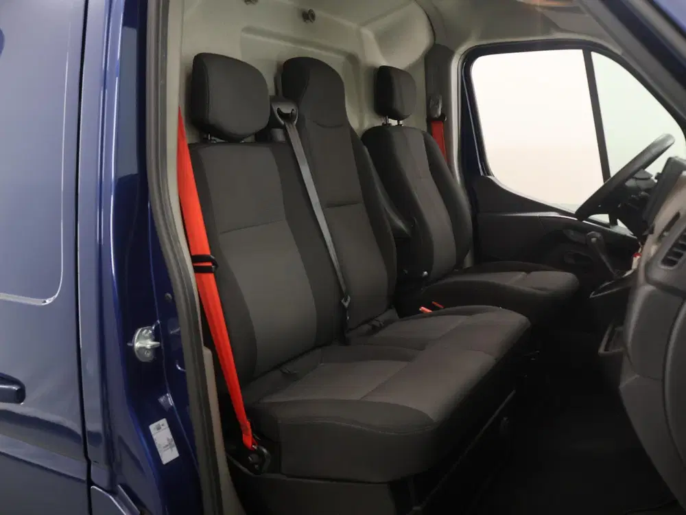 Renault Master T35 2.3 dCi 180PK uit 2023, foto 10