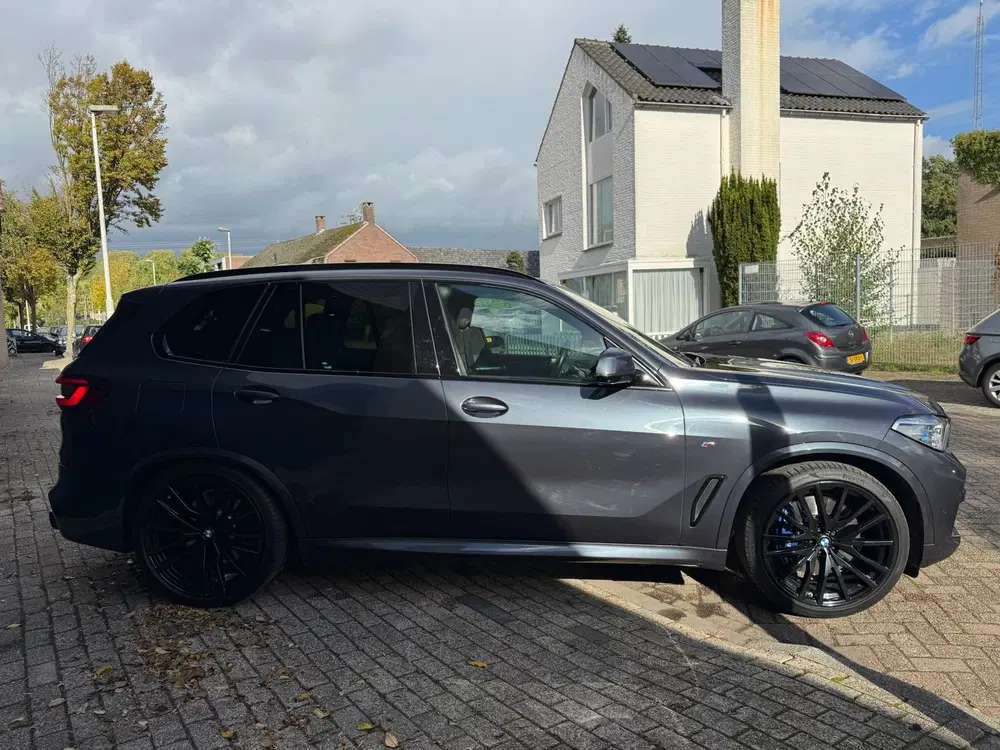BMW X5 XDrive45e High Executive uit 2020, foto 5