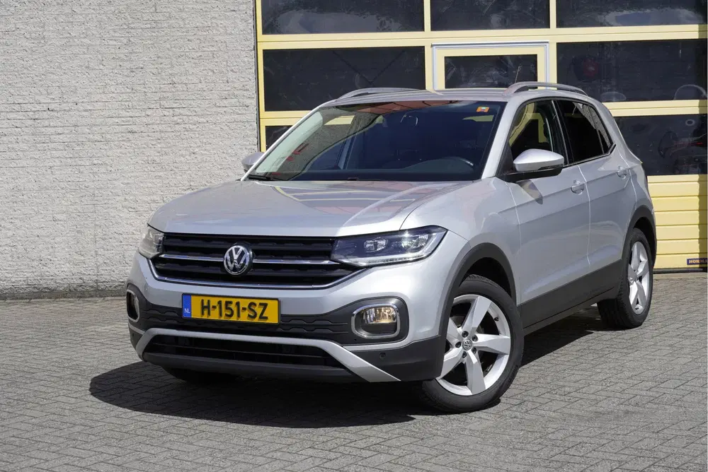 Volkswagen T-Cross 1.0 TSI Automaat Style BJ2020 Lmv 17" uit 2020, foto 3