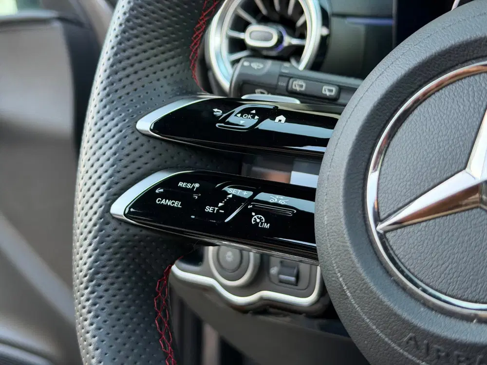 Mercedes-Benz A-Klasse 180 Star Edition AMG Line LIMITED Fab uit 2025, foto 12