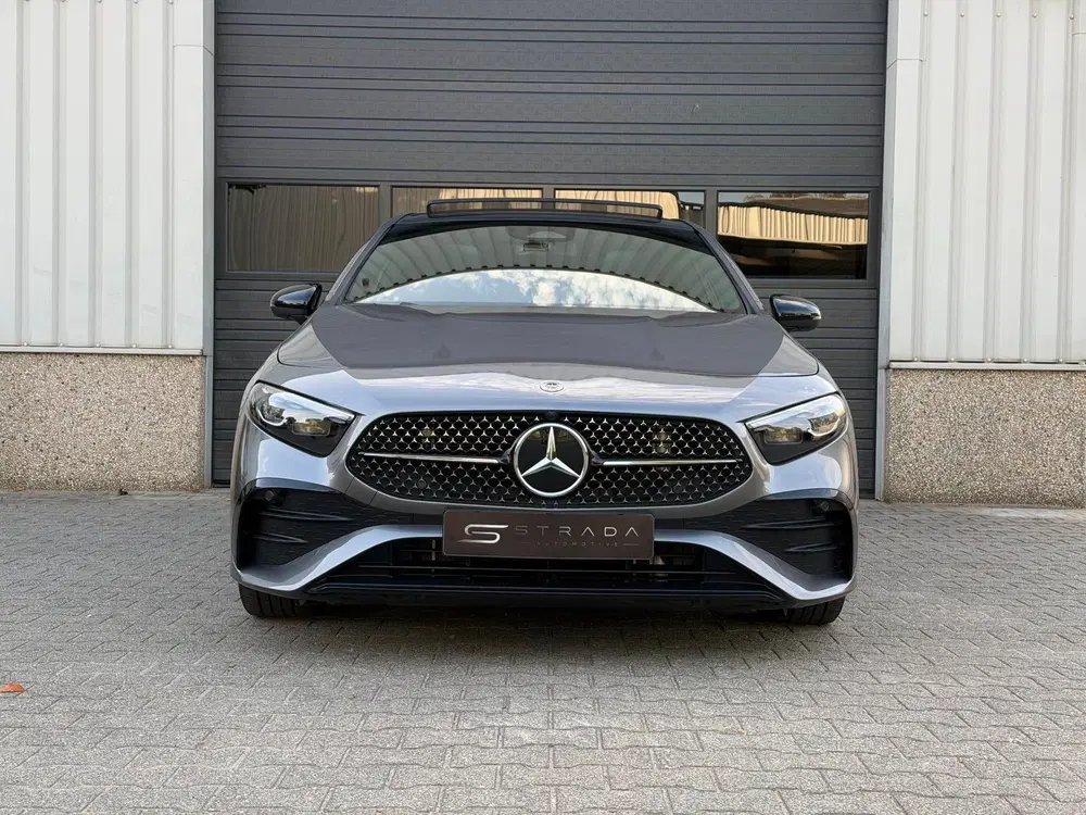 Mercedes-Benz A-Klasse 180 Star Edition AMG Line LIMITED Fab uit 2025, foto 8