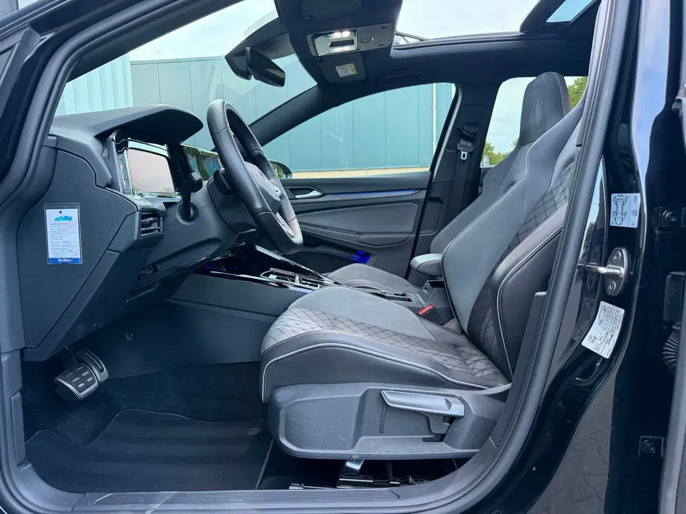 Volkswagen Golf Variant R-Line 2.0TSI Pano Keyless Carplay uit 2022, foto 11