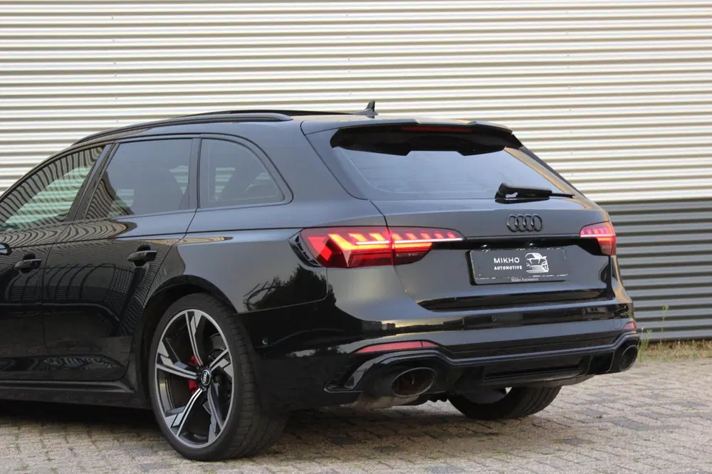 Audi A4 2.9 TFSI RS 4 quattro uit 2020, foto 9
