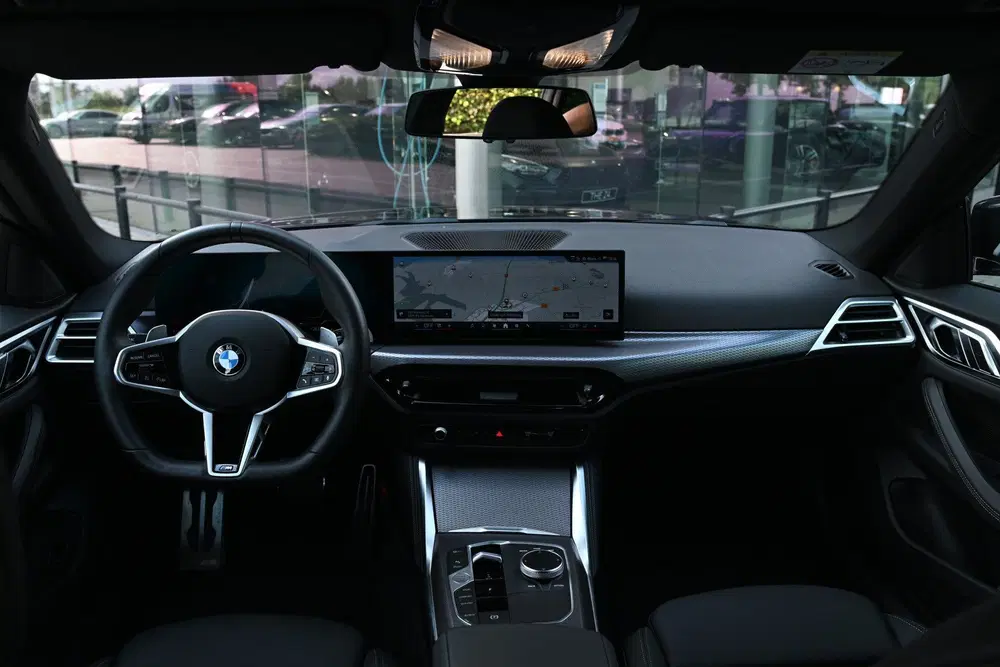 BMW 4-serie Coupé 420i M Sport Automaat uit 2026, foto 4