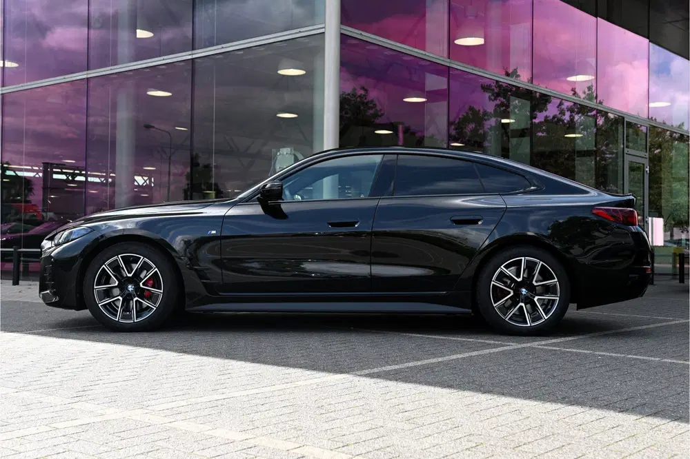 BMW 4-serie Coupé 420i M Sport Automaat uit 2026, foto 8