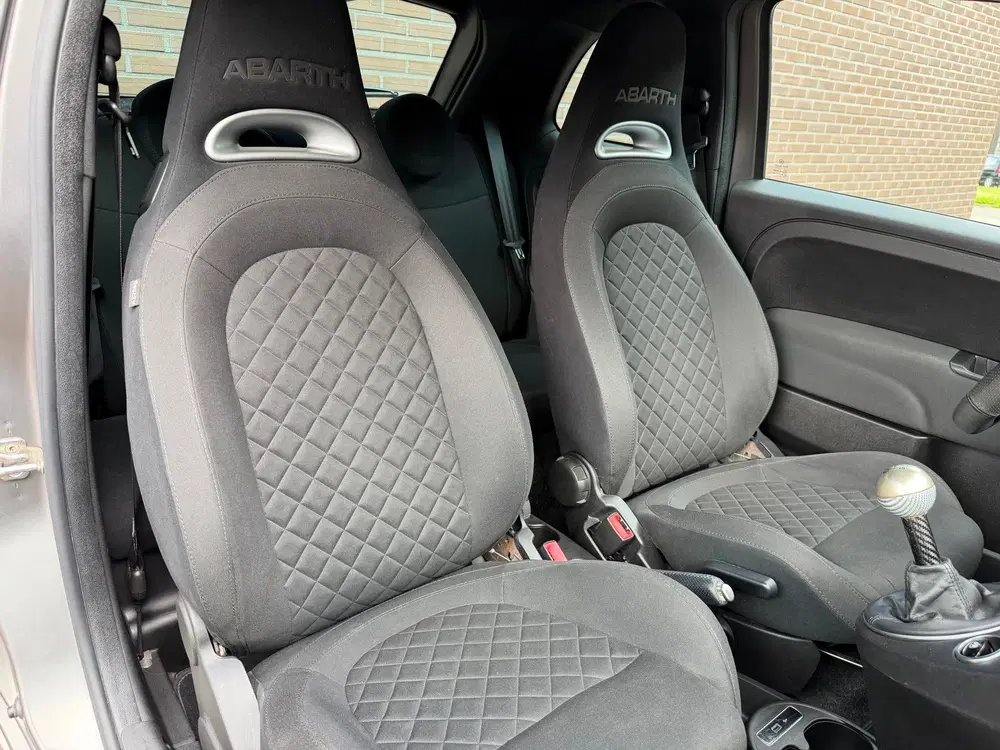 Fiat 500 1.4 T-Jet Abarth Turismo 70th Anniversary uit 2020, foto 13