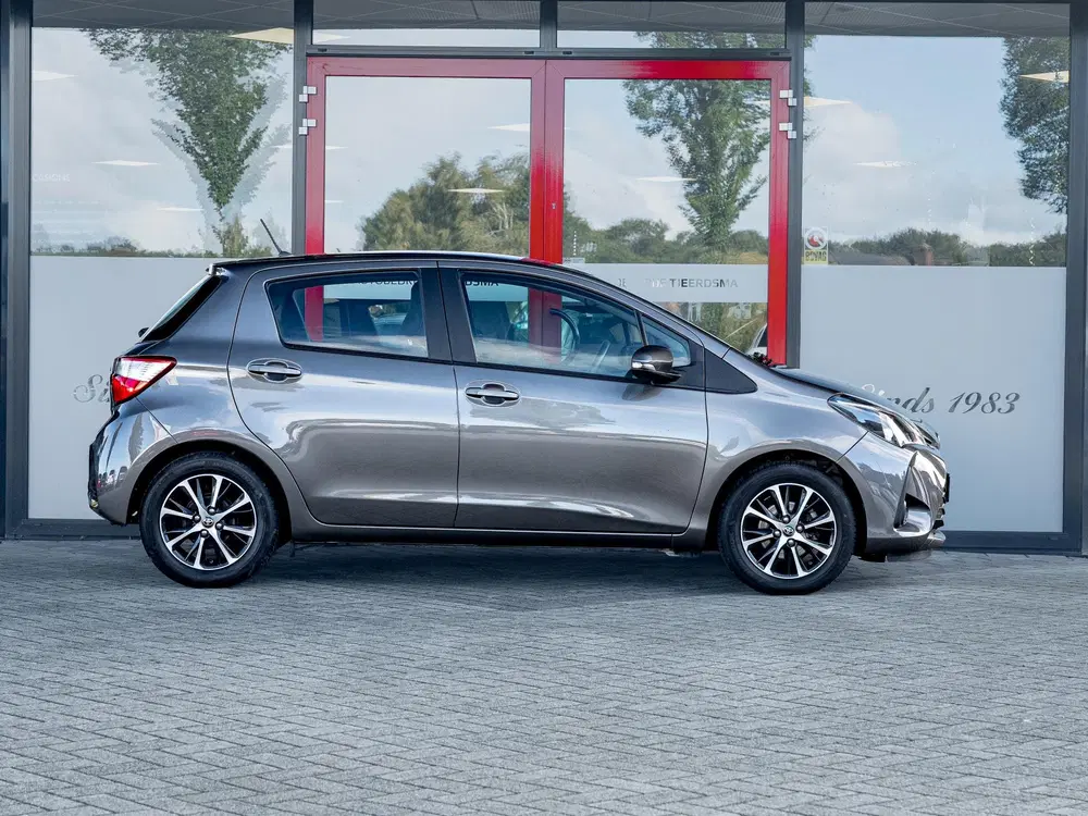 Toyota Yaris 1.0 VVT-i Connect uit 2020, foto 10
