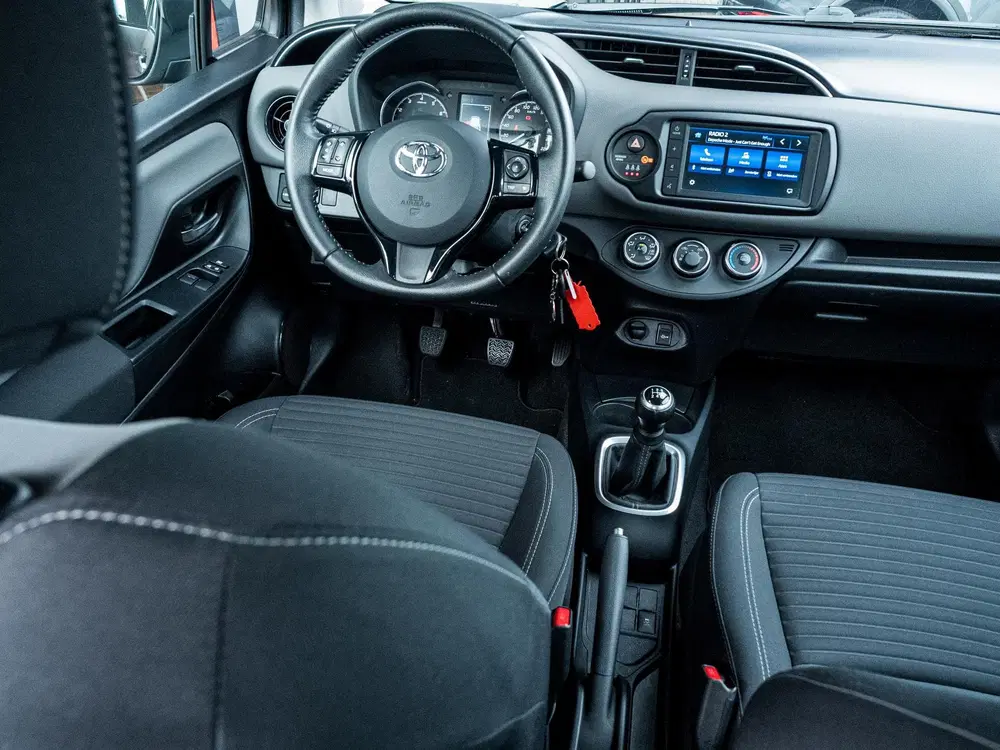 Toyota Yaris 1.0 VVT-i Connect uit 2020, foto 2