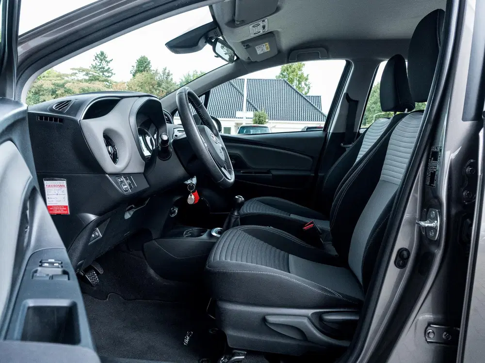 Toyota Yaris 1.0 VVT-i Connect uit 2020, foto 4