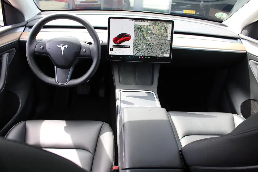 Tesla Model Y L. RANGE AWD 75 kWh SOH 91 uit 2021, foto 11