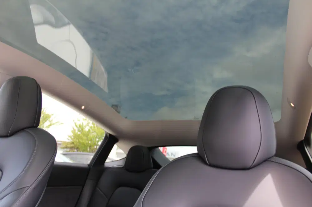 Tesla Model Y L. RANGE AWD 75 kWh SOH 91 uit 2021, foto 13