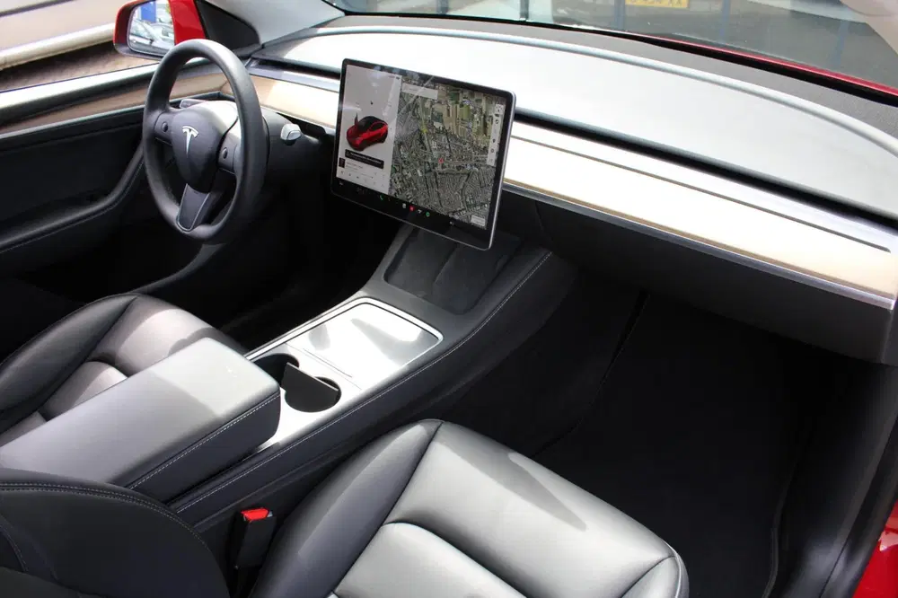 Tesla Model Y L. RANGE AWD 75 kWh SOH 91 uit 2021, foto 15