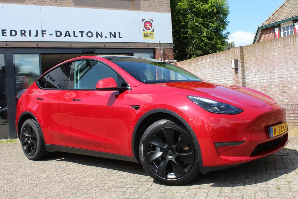 Tesla Model Y L. RANGE AWD 75 kWh SOH 91 uit 2021, foto 2