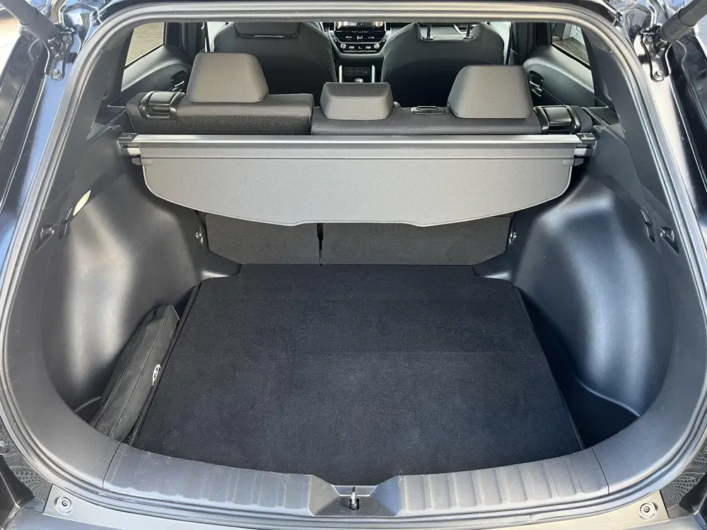 Toyota Corolla Cross Hybrid 140 Style Dodehoek detectie uit 2025, foto 11