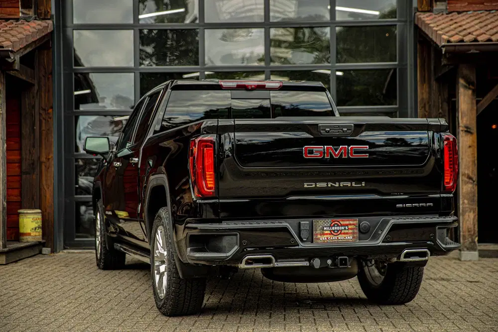 GMC Sierra Denali 6.2L V8 uit 2024, foto 5