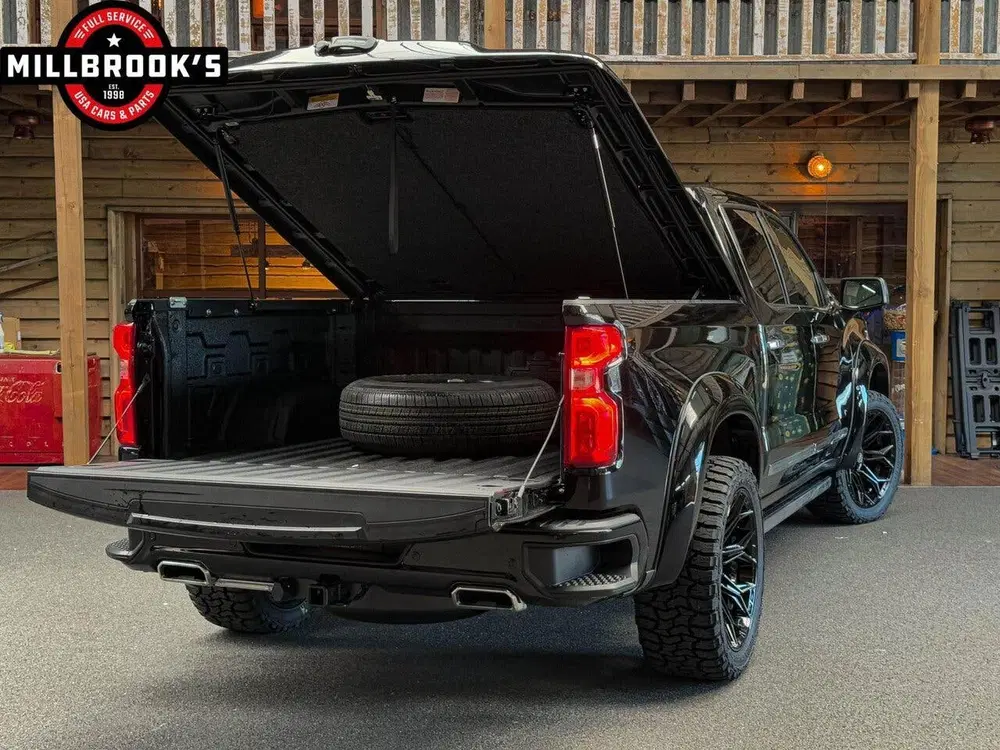 Chevrolet Silverado High Country uit 2025, foto 10
