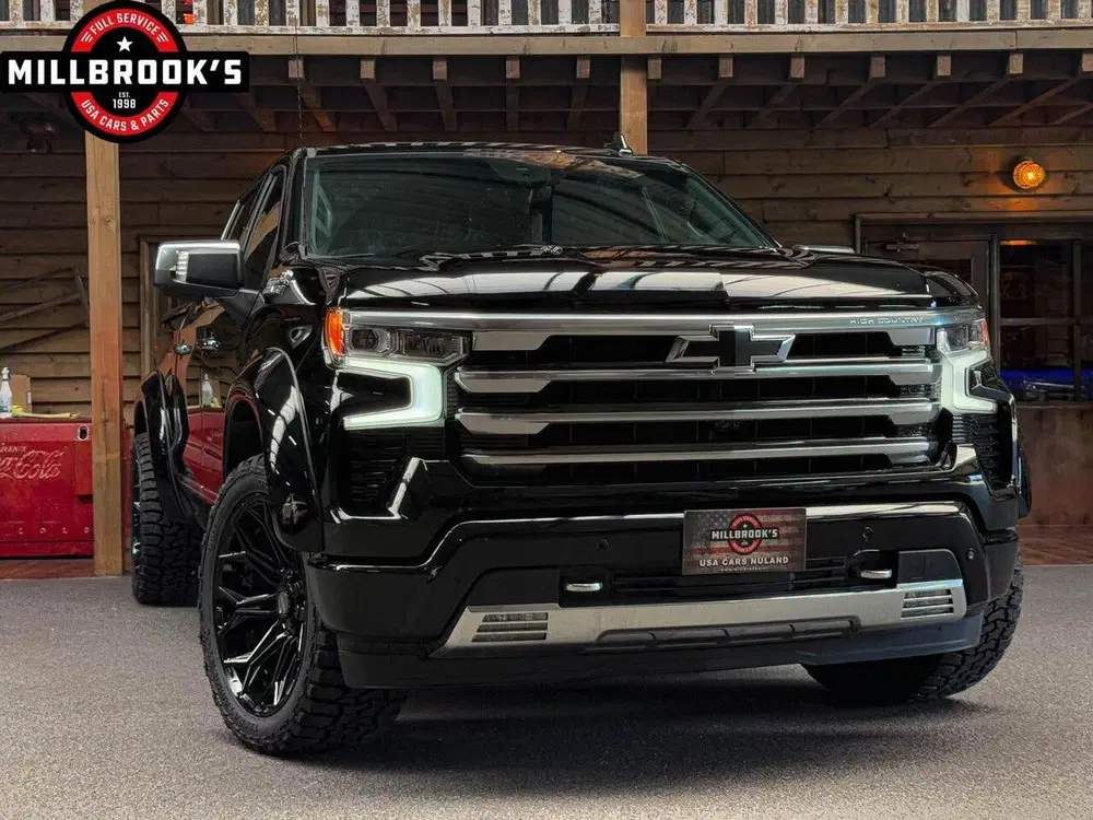 Chevrolet Silverado High Country uit 2025, foto 12