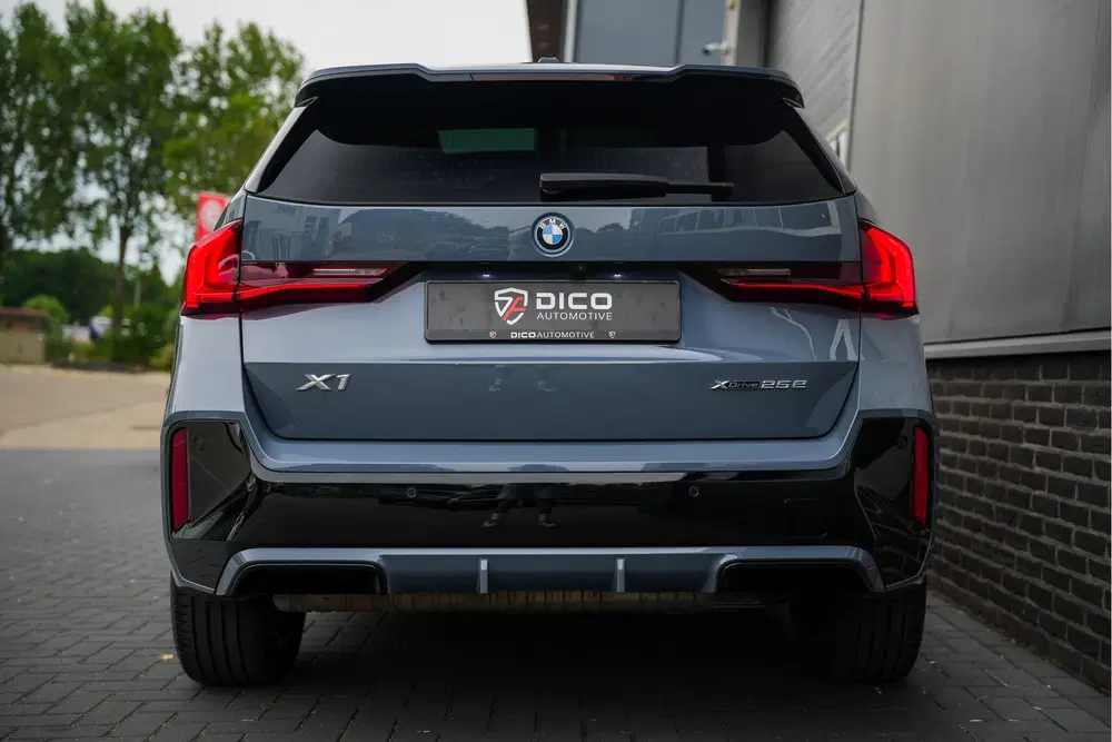 BMW X1 xDrive 25e 245 pk M-Sportpakket uit 2023, foto 8