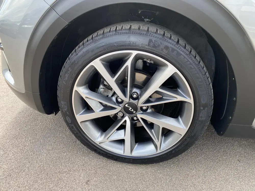 Kia Niro 1.6 GDi Hybrid DynamicLine Plus Navigatie uit 2022, foto 13