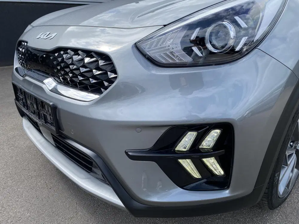Kia Niro 1.6 GDi Hybrid DynamicLine Plus Navigatie uit 2022, foto 14