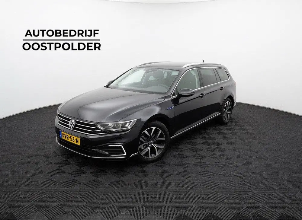 Volkswagen Passat 1.4 TSI PHEV GTE Business SOH 90% uit 2023