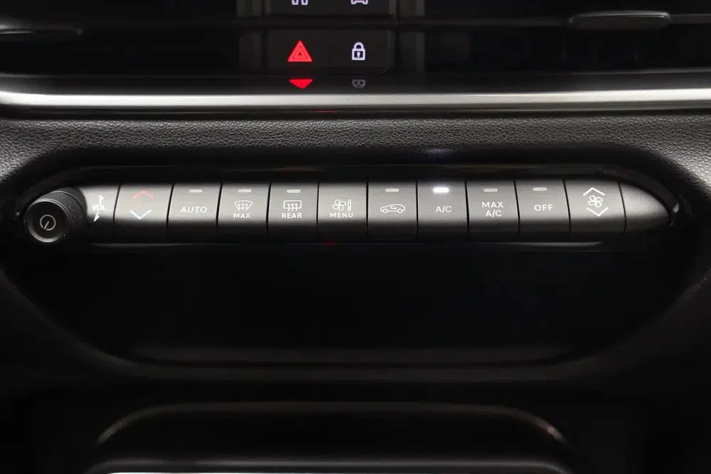 Fiat 600e La Prima 54 kWh 3-Fase [ Massage Stoel Nav uit 2024, foto 8
