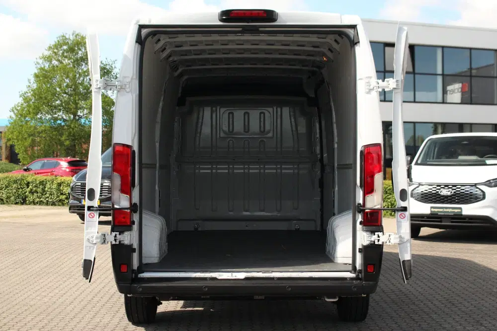 Opel Movano 140pk L3H2 Edition uit 2024, foto 8