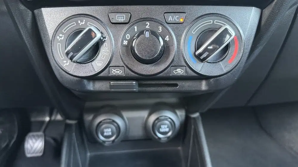 Suzuki Swift 1.2 Comfort Smart Hybrid uit 2019, foto 12