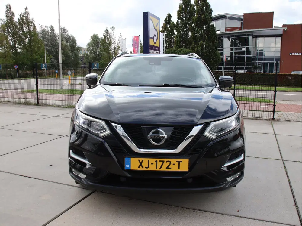 Nissan Qashqai 1.2 Tekna + 360-camera uit 2019, foto 2