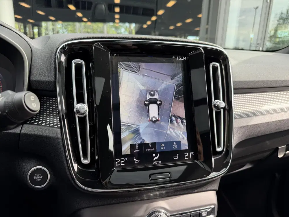 Volvo XC40 1.5 T3 R-Design uit 2021, foto 12