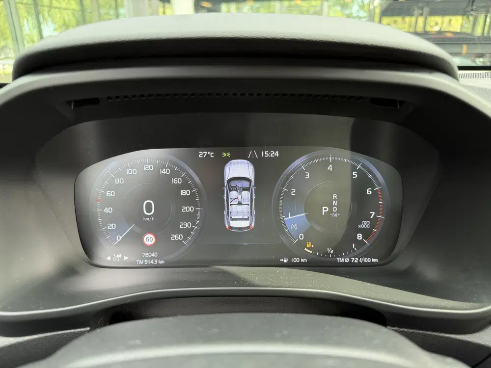 Volvo XC40 1.5 T3 R-Design uit 2021, foto 4