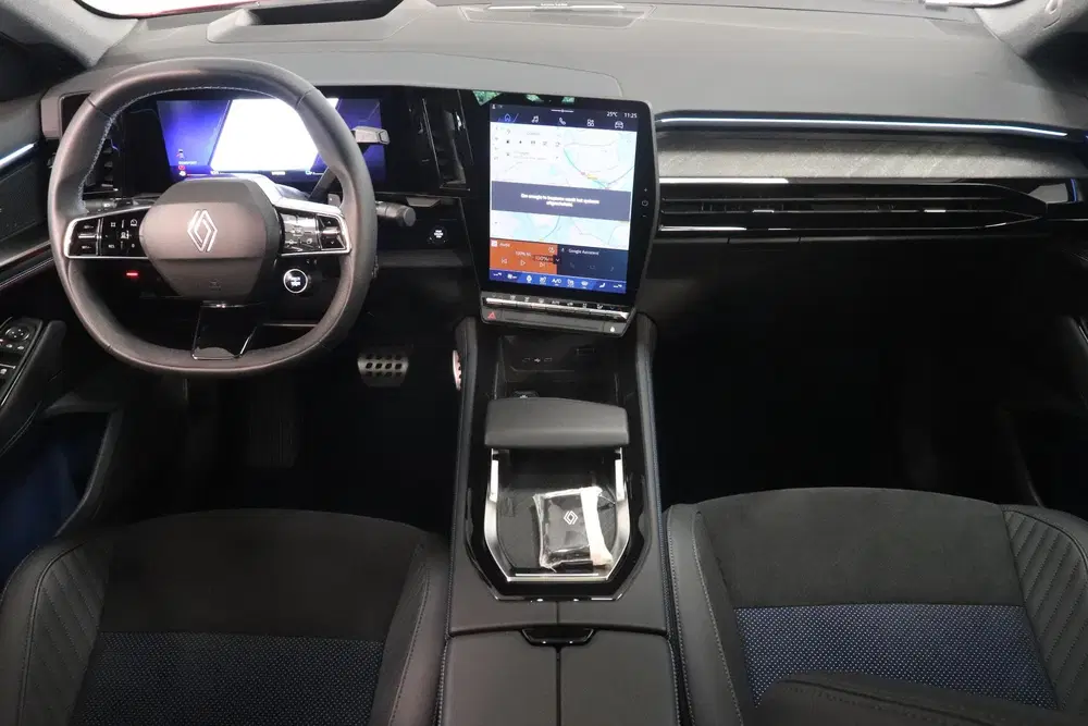 Renault Rafale 1.2 E-Tech 4x4 plug-in hybrid 300 atelier uit 2024, foto 3