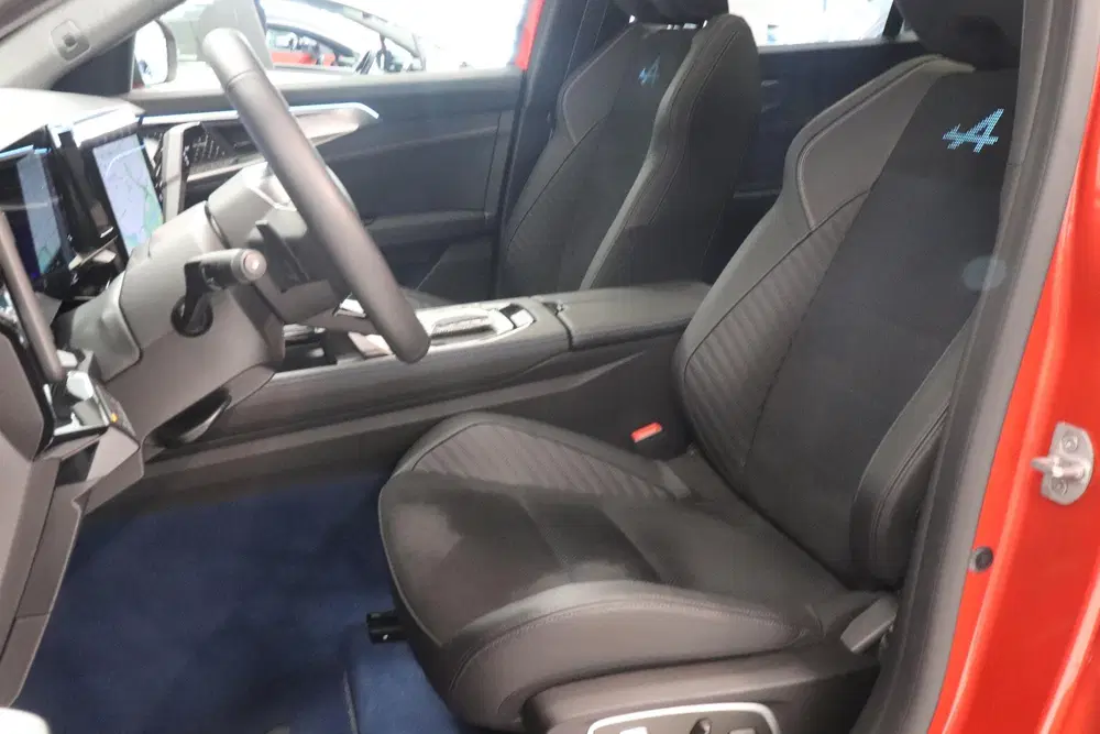 Renault Rafale 1.2 E-Tech 4x4 plug-in hybrid 300 atelier uit 2024, foto 8