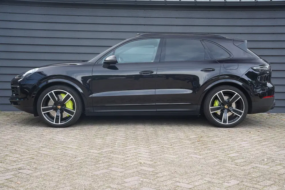 Porsche Cayenne 3.0 E-Hybrid uit 2019, foto 3